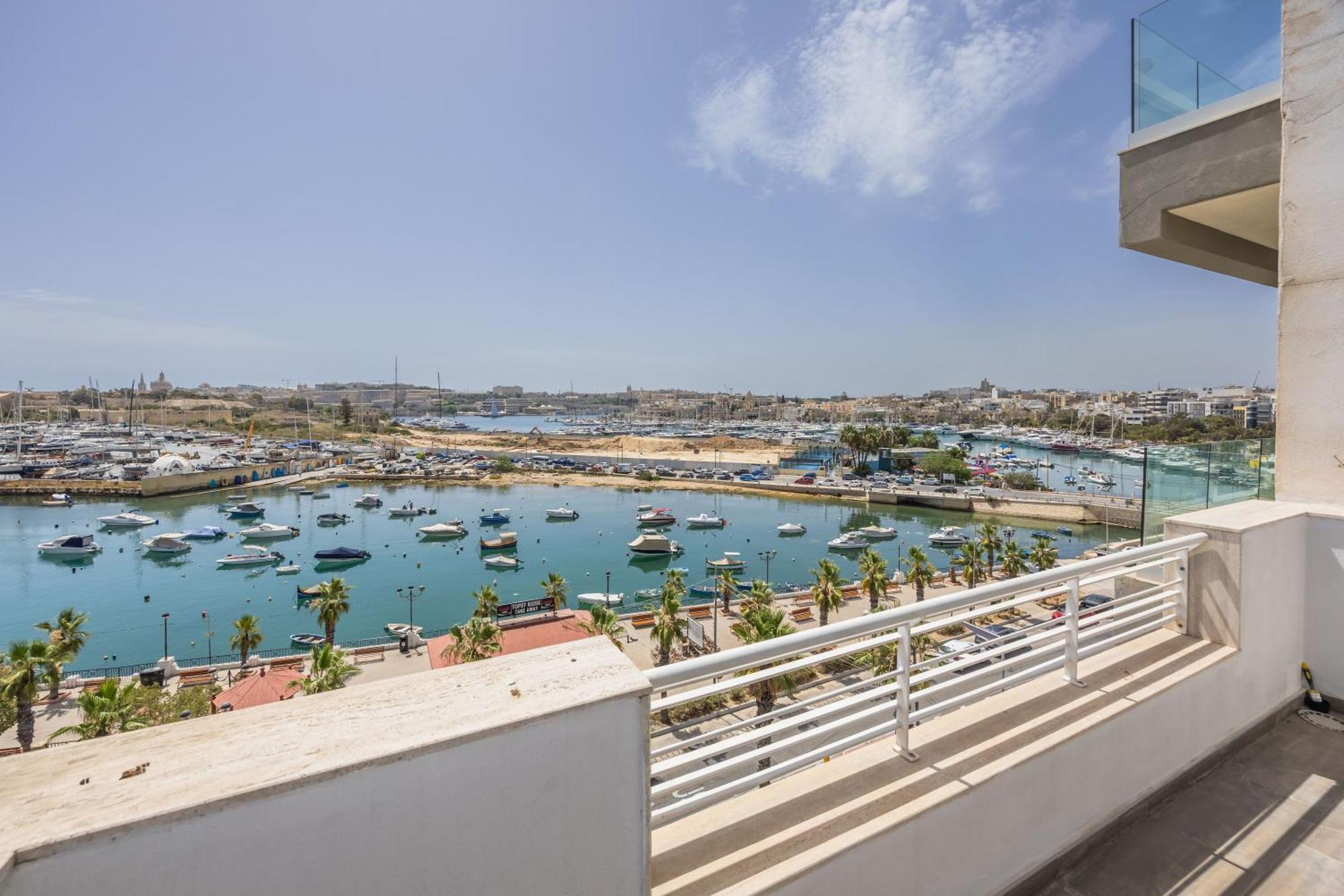New Duplex Penthouse W Breathtaking Views By Sf Homes グジラ エクステリア 写真